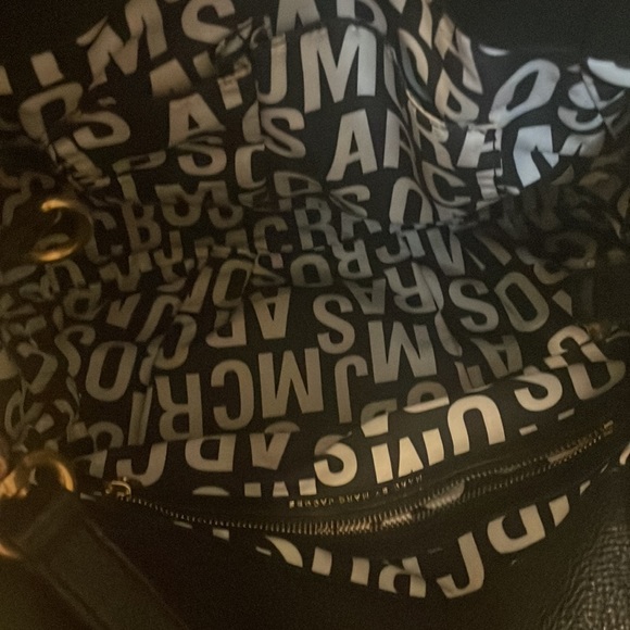 Marc Jacobs Shoulder Bag - Picture 3 of 4